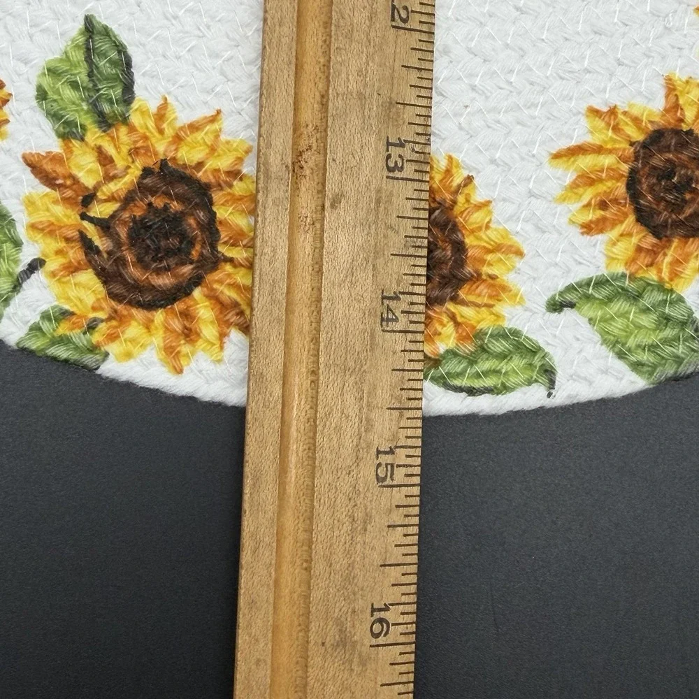 Set of 2 Cracker Barrel Rooster Sunflower Round Placemats Farmhouse Decor New